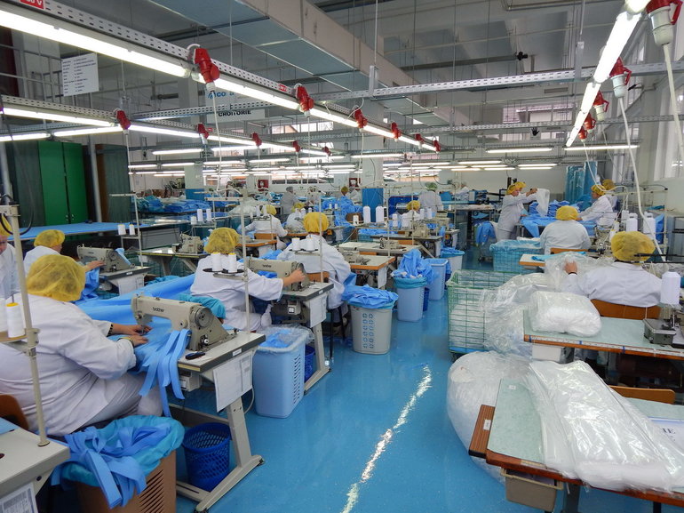 Produktion af Nonwoven medicinske produkter til klinikker