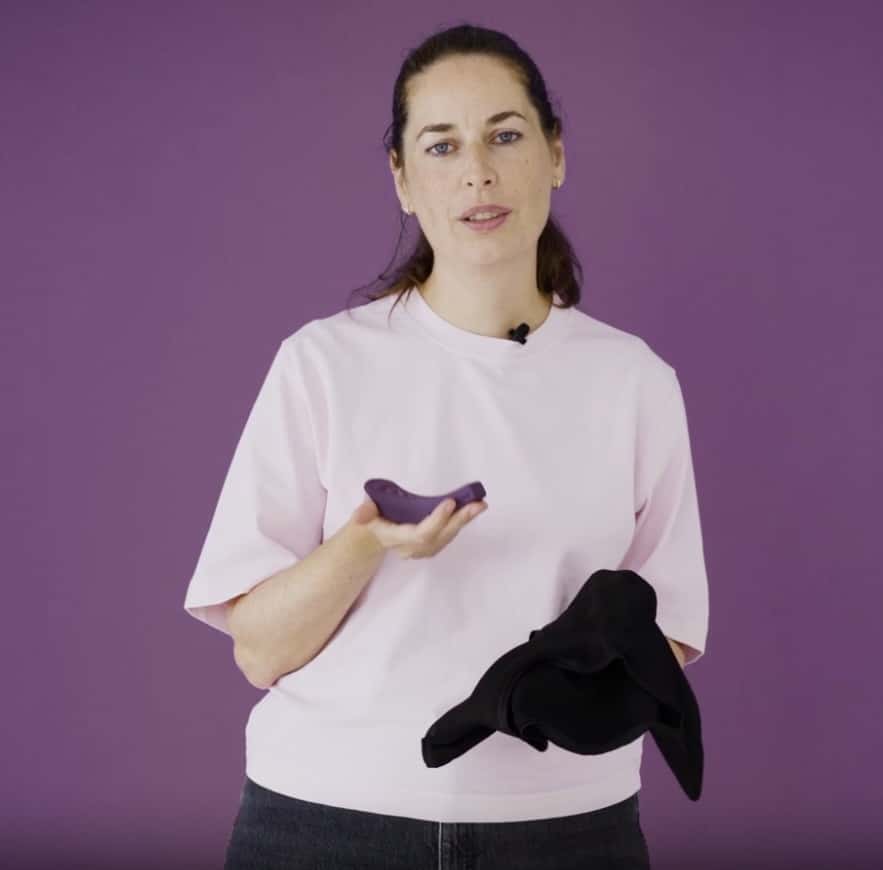 Matilde explains the how the supportive underwear and pelvic support insert works.